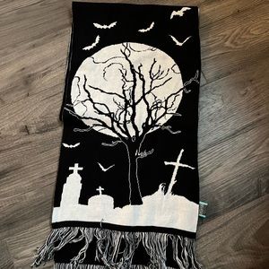 NWOT tags reversible black and white spooky cemetery scarf